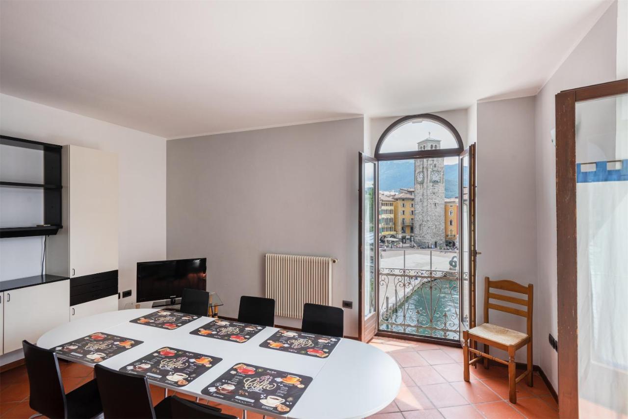 Casa La Torre, The View On The Lake ريفا ديل غاردا المظهر الخارجي الصورة